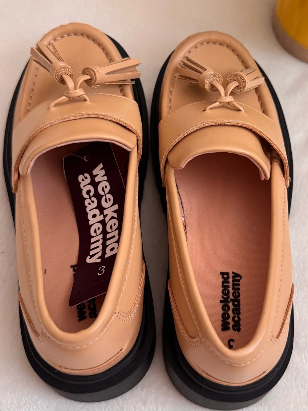Weekend Academy Girls Lug Sole Loafers, Size 3